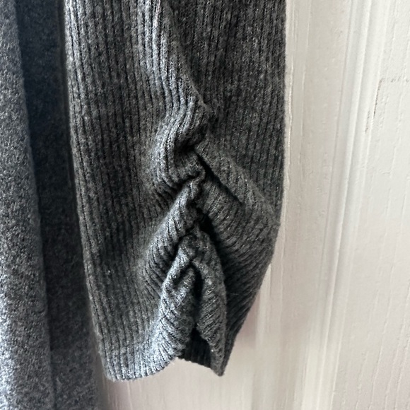 Absolutely Famous Gray Dress With Shrug. XL - Picture 13 of 13